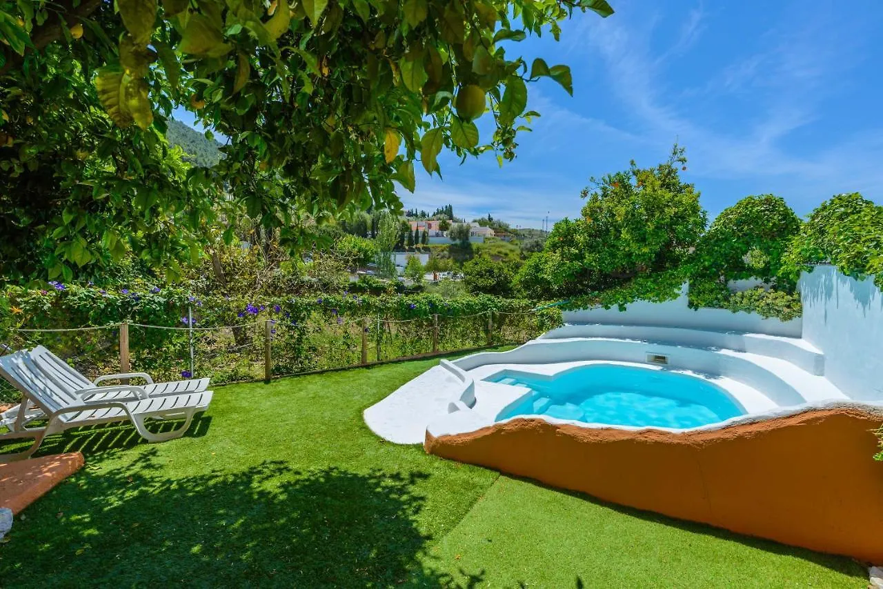 Holiday Home El Pilarillo Piscina Compartida Alcaucín إسبانيا