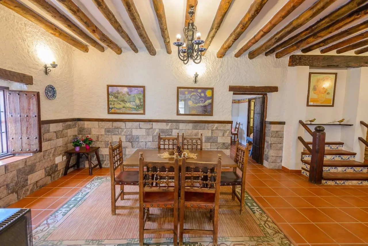 Holiday Home El Pilarillo Piscina Compartida Alcaucin