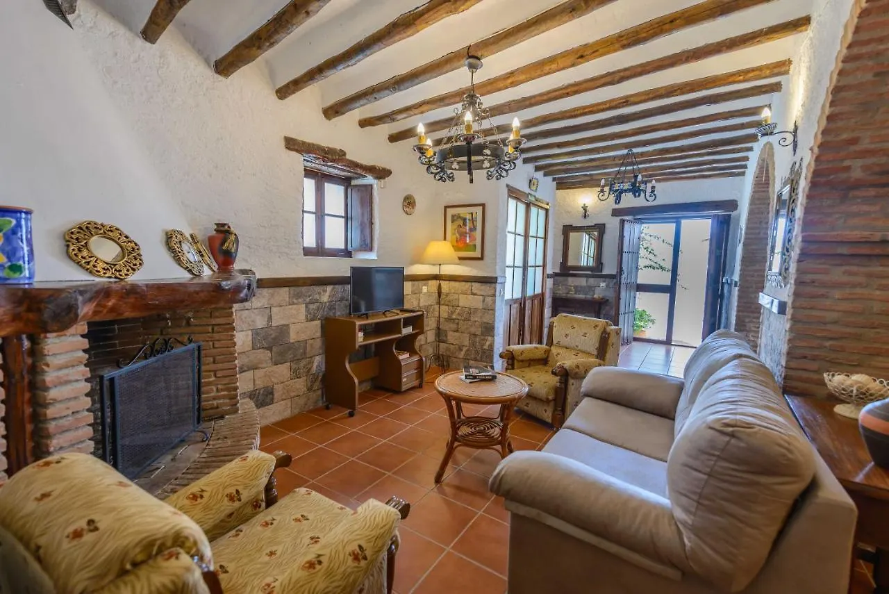 Holiday Home El Pilarillo Piscina Compartida Alcaucin 0*,