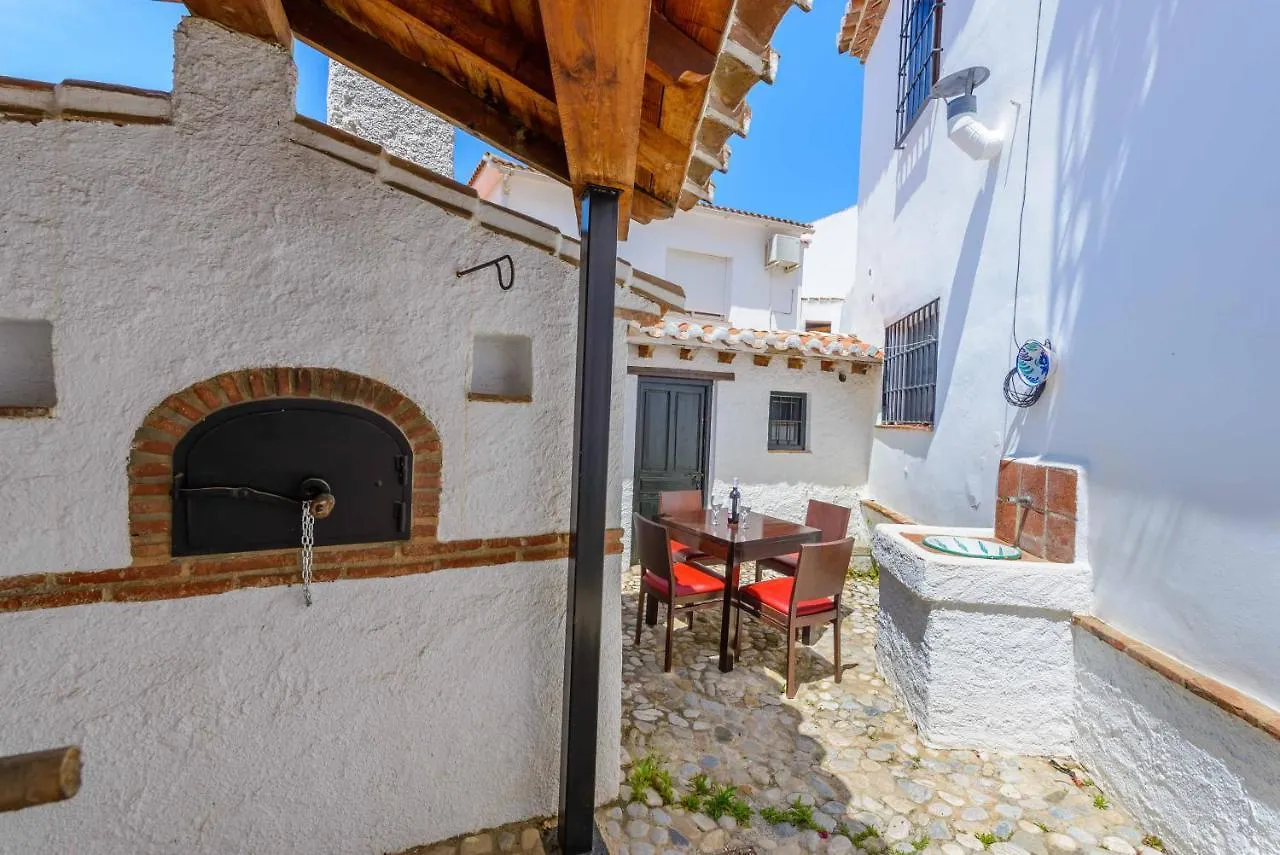 Holiday Home El Pilarillo Piscina Compartida Alcaucin